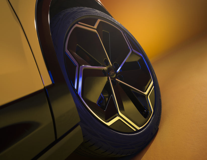 Genuine Alloy Wheel 21" front, 5 spoke design, Asphalt Black and Bright Machined - 2707040