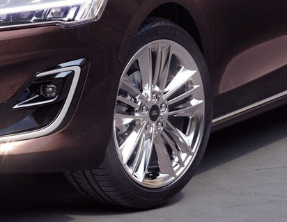 Genuine Alloy Wheel 18" 5 x 3-spoke design, Silver Premium - 2266491