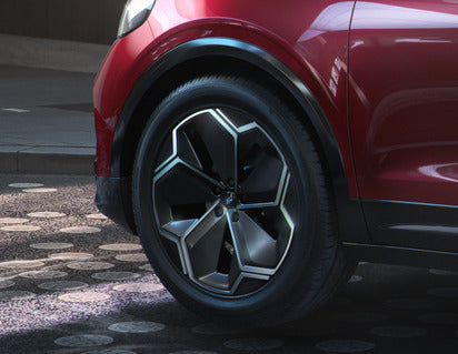 Genuine Alloy Wheel 21" front, 5 spoke design, Asphalt Black and Bright Machined - 2707040