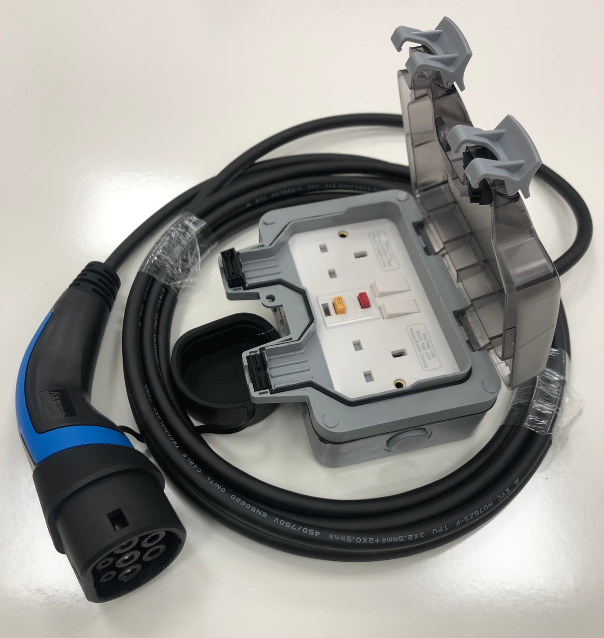 Genuine MG4 EV Vehicle to Load Cable Pack - 11409431