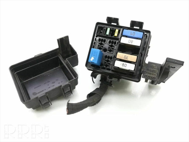Genuine Renault Megane Mk3 & Scenic III / Grand Scenic III Fuse Box 243510001R