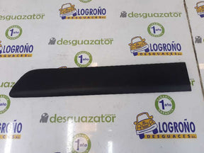 Genuine Renault Kangoo MK1 Mid grey R/H Moulding 828204735R