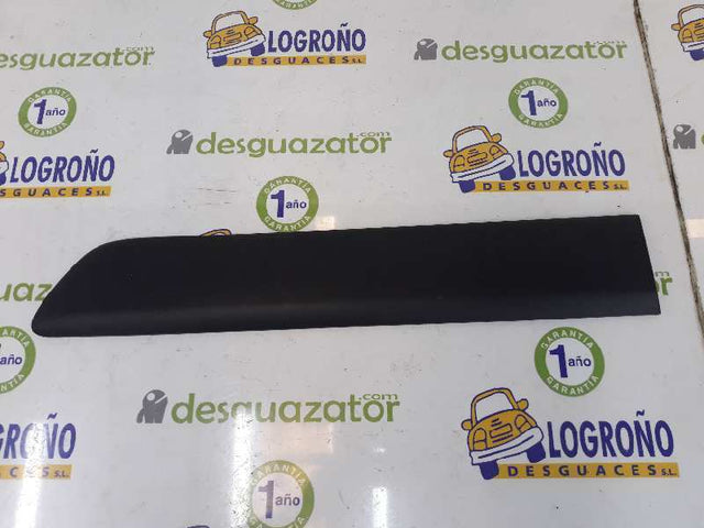 Genuine Renault Kangoo MK1 Mid grey R/H Moulding 828204735R