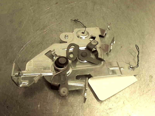 Genuine Renault Trafic Mk2 LH Rear Sliding Door Inner Plate 8200904016 New
