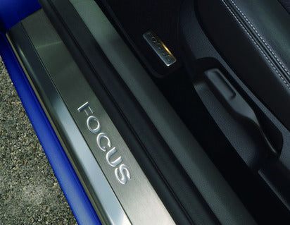 Genuine Scuff Plates front, with recessed Focus logo - 1696415