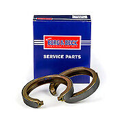 Borg & Beck - HANDBRAKE SHOES - BBS6525 - Fits: Sportage 2.0 CVVT, CRDi 7/10-3/13